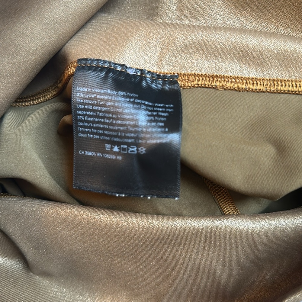 Gold/Brown Lululemon Leggings - Picture 10 of 14